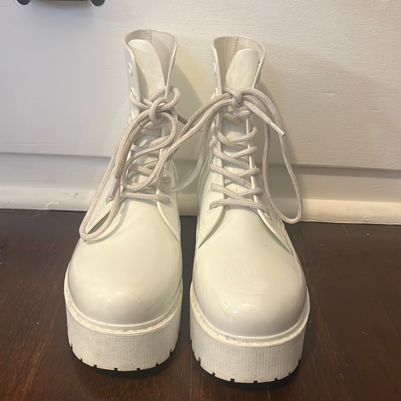 Jeffrey Campbell Shoes Jeffrey Campbell White Platform Boots Poshmark